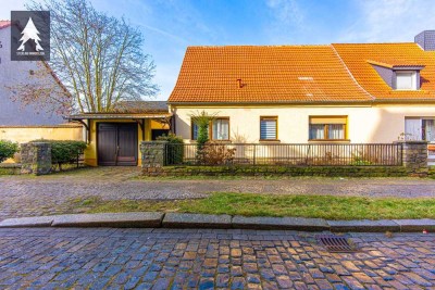 Einladende Doppelhaushälfte mit Garten in zentraler Lage