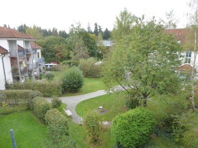 Penzberg, gut geschnittene zwei Zimmer Wohnung im 1. OG in ruhiger parkartiger Wohnanlage