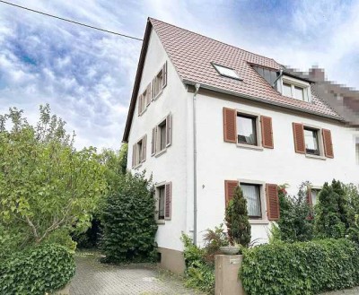Idyllisches Wohnen in ruhiger Lage von Edenkoben: 
Zweiparteienhaus mit Garten und Parkmöglichkeit