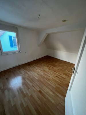 2 Zimmen WG für eine Person in Innenstadt Reutlingen  515€