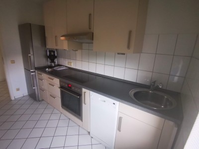 2,5 Zimmer TEILMÖBLIERT 69 QM in ruhiger Wohnlage