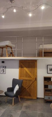 Möbliertes Studio/Loft, Kulturdenkmal, ruhige Gartenlage, kernsaniert