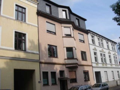 Erstbezug nach Sanierung mit Balkon: Ansprechende 4,5-Zimmer-Wohnung mit geh. Innenausstattung