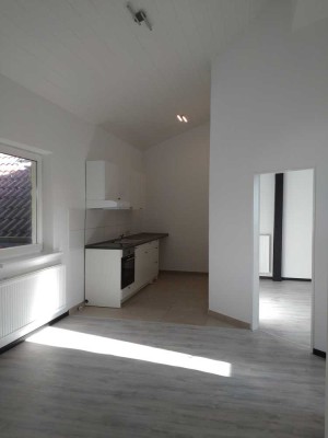 Voll renovierte Wohnung mit Küche, neuem Bad in Bad Honnef bei Bonn