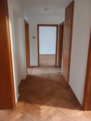 Do-Benninghofen/ Helle DG-Whg. im 3-FH (kein Balkon)