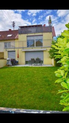 Charmante 3-Zimmer Souterrainwohnung mit gehobener Ausstattung in Mannheim-Wallstadt