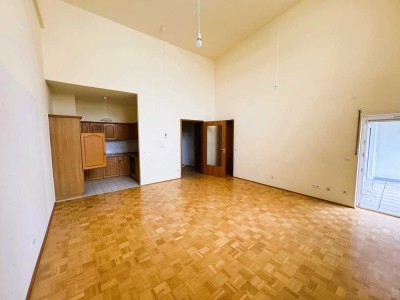 Senioren Residenz  2,5 Zimmer Wohnung mit EBK,TG Stellplatz im Zentrum von Leonberg zu vermieten