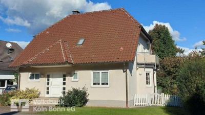 Sehr gepflegtes Einfamilienhaus mit schönem Garten in zentraler, ruhiger Lage von Hennef