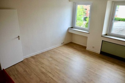 Neuss: Gut geschnittene 3-Zimmer-Wohnung in Innenstadtlage