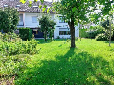 Schöne Dachwohnung - mit Gartenanteil - mitten im Zentrum von Kissing