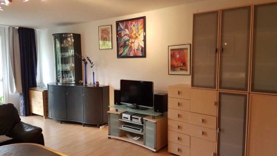 Nahe Harras und Westpark: 2-Zi-Wohnung mit 2 Balkonen - möbliert