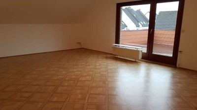 Schöne 2,5-Zimmer-Wohnung mit Balkon und Garage in Bielefeld