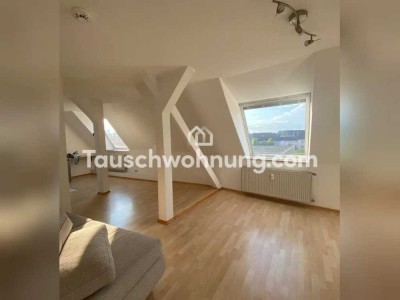 Tauschwohnung: Gemütliche DG-Wohnung mit Skyline Blick