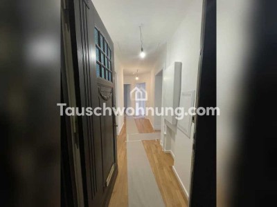 Tauschwohnung: Renovierte Altbauwohnung mit Blick ins Grüne