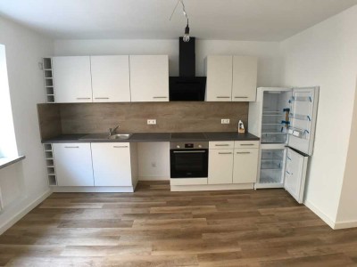 Neuwertige 2-Raum-Wohnung im Hochparterre mit Einbauküche in Bensheim