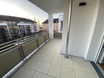 Wunderschöne 4- Zimmer Traumwohnung mit Balkon