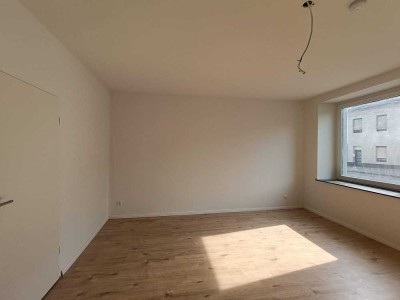 Kernsanierte 2-Zimmer-Wohnung mit großer Terrasse in Eschweiler Zentrum