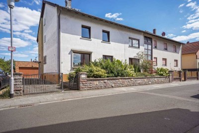 Großzügiges Zweifamilienhaus mit Ausbaupotenzial im Herzen von Münster
