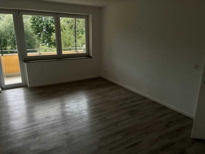 !!! Mein Zuhause hell und luftig  im  2. OG - 1600/47202/66 3-Zimmer-Wohnung in Neuss !!!