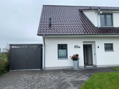 Doppelhaushälfte in außergewöhnlicher Lage