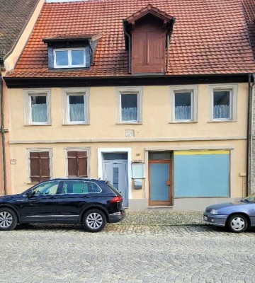 Wohn-/u. Geschäftshaus - 7 Zimmer - in der alten Bäckerei
