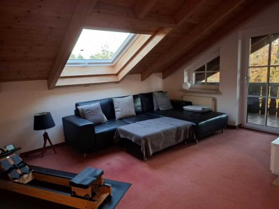 Traumhafte DG-Wohnung in Bruckmühl