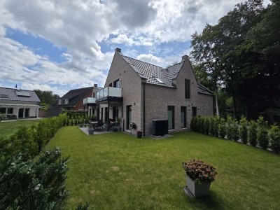 Schöne Dachgeschoß-Neubauwohnung - Park und See vor der Tür!