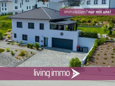 Neuwertiges Einfamilienhaus mit Garten & Doppelgarage – Stadtrand Passau
