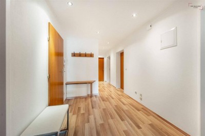 • Dachgeschoss-Wohnung*4-Zimmer Wohnung am Fuße des Wilden Kaisers