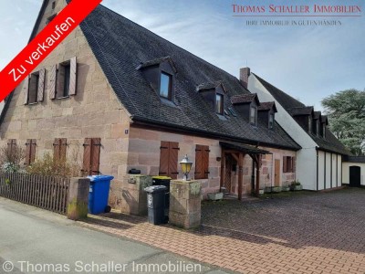 Großes Bauernhaus mit Schwimmhalle auf 2.713 m² Grundstück mit viel Potenzial