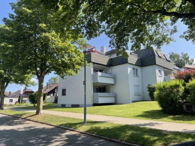 Geschmackvolle 3,5-Raum-Hochparterre-Wohnung mit Balkon und EBK in Bad Dürrheim