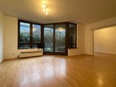 1,5 Zimmerwohnung mit Garten und Terrasse "auf" dem Hansazentrum