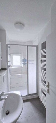 Frisch sanierte helle Wohnungen oder mit Mieterlass selbst renovieren im Haydnring