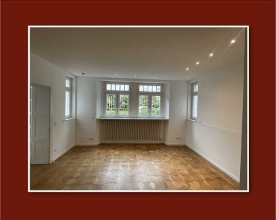 Wiesbaden-Sonnenberg -charmante Wohnung im Erdgeschoss mit neuem Parkettboden und Freistitz