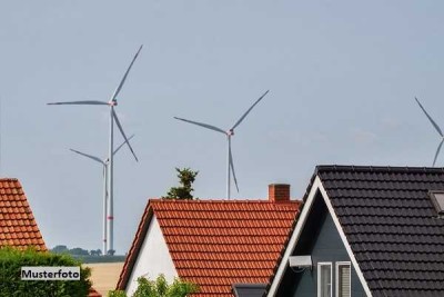 Einfamilienhaus mit Vorbau u. Terrasse