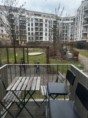 Exklusive 1-Zimmer-EG-Wohnung mit Balkon und EBK in Berlin Schöneberg