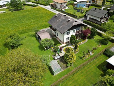 CHARMANTES ZWEIFAMILIENHAUS inmitten der Kärntner Berg-Seenregion Feld am See und Bad Kleinkirchheim !