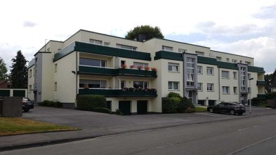 Stilvolle, gepflegte 1-Zimmer-Wohnung mit Einbauküche in Solingen
