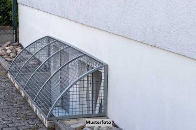 1-Zimmer-Wohnung mit Pkw-Stellplatz