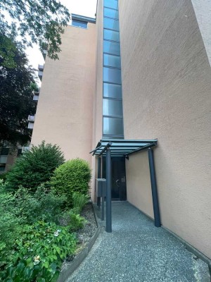 Heimwerker gesucht! Provisionsfreie 3,5 Zimmer Wohnung in top Lage inkl. Tiefgaragenstellplatz