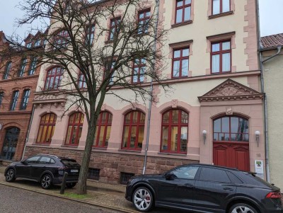 Altbau Wohnung mit Charme im DG zu vermieten