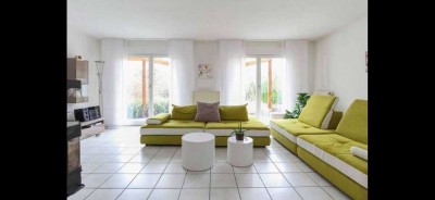 Geschmackvolle 4-Zimmer-Erdgeschosswohnung mit geh. Innenausstattung mit Balkon und EBK in Otzberg