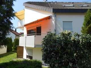 Gepflegte 2-Zimmer-Erdgeschosswohnung mit guter  Innenausstattung und EBK in Reutlingen