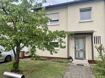 Gepflegte Doppelhaushälfte in ruhiger Lage – mit Garage, Garten & Ausbaupotenzial
