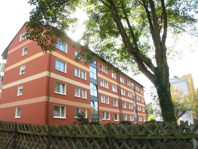 Geräumige 3-Zimmer-Wohnung mit Balkon! WBS!