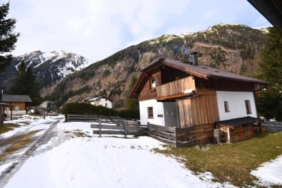 Top saniertes Wohnhaus in bester Lage angrenzend zu Naturschutzgebiet