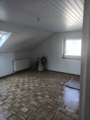 Attraktive 4-Raum-Dachgeschosswohnung in Creußen