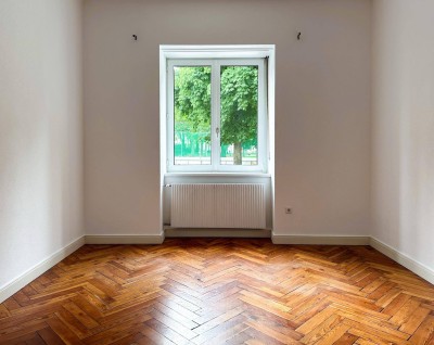 PROVISIONSFREI: Licht­durch­flutete 3-Zi-Altbau­­wohnung (90 m²) mit Balkon &amp; Keller in Innsbruck-Wilten - Erst­bezug nach hochwertiger Sanierung
