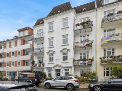Traumhafte 3,5-Zimmer-Altbauwohnung mit eigenem Garten im Herzen von Hamburg-Hoheluft