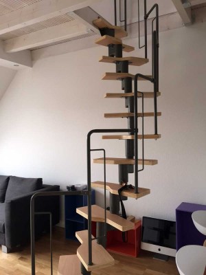 Dachgeschosswohnung mit 2,5 Zimmern und zusätzlicher Loggia in Hannover-Vahrenwald